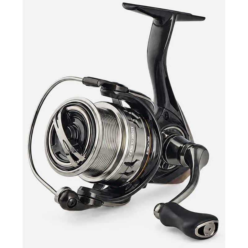 Favorite Totem | Moulinet Spinning – 2500 / 170m-18.5/100 / 5.2/1 / 74 / 10+1 / 191